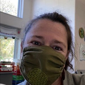 Meet your Posher, Caroline